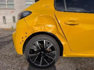 Peugeot 208 II GT LINE picture 18