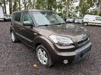 Kia Soul PLUG picture 2
