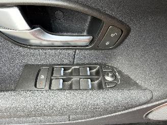 Land Rover Range Rover Evoque SE picture 30