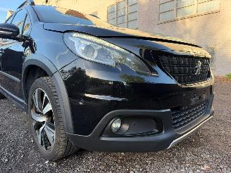 Peugeot 2008 GT LINE picture 3