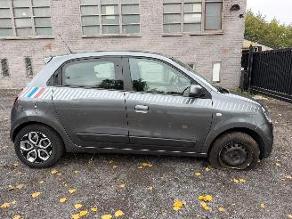 krockskadad bil auto Renault Twingo III EDITION O 2020/3