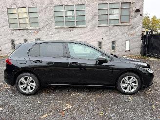 Schadeauto Volkswagen Golf 2.0 TDI 2020/10