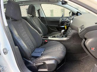 Peugeot 308 II SW FÃ‰LINE picture 22