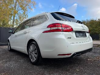 Peugeot 308 II SW FÃ‰LINE picture 13