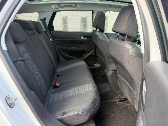 Peugeot 308 II SW FÃ‰LINE picture 21
