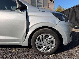 Hyundai I-10 1.0 TREND picture 3