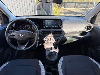Hyundai I-10 1.0 TREND picture 27