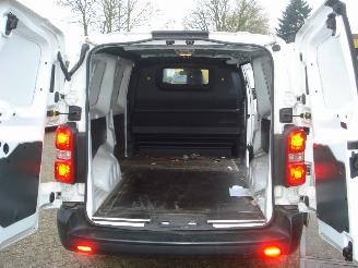 Opel Vivaro EURO 6 L3-H1 15DIESEL 120PK picture 8