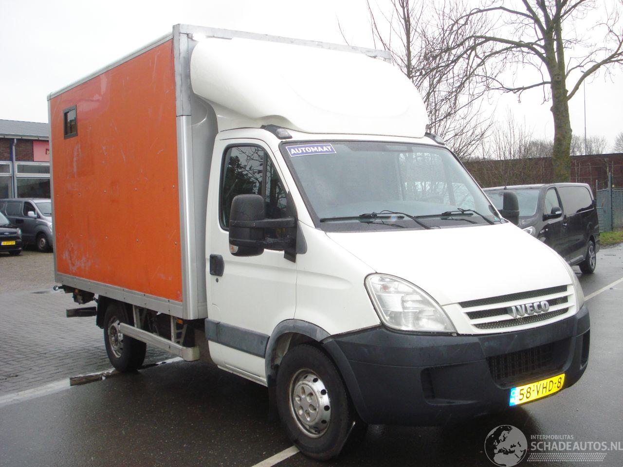 Iveco Daily 35S10 MEUBELBAK+KLEP- AUTOMAAT