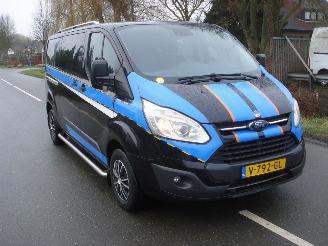 dommages fourgonnettes/vécules utilitaires Ford Transit Custom DUBBELE CABINE 2,0TDCI L2-H1 2017/2