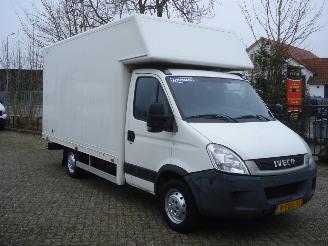skadebil bedrijf Iveco Daily MEUBELBAK 2.3D  AUTOMAAT 2009/9