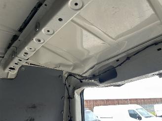 Volkswagen Crafter 2.5 TDI L2H1 picture 6