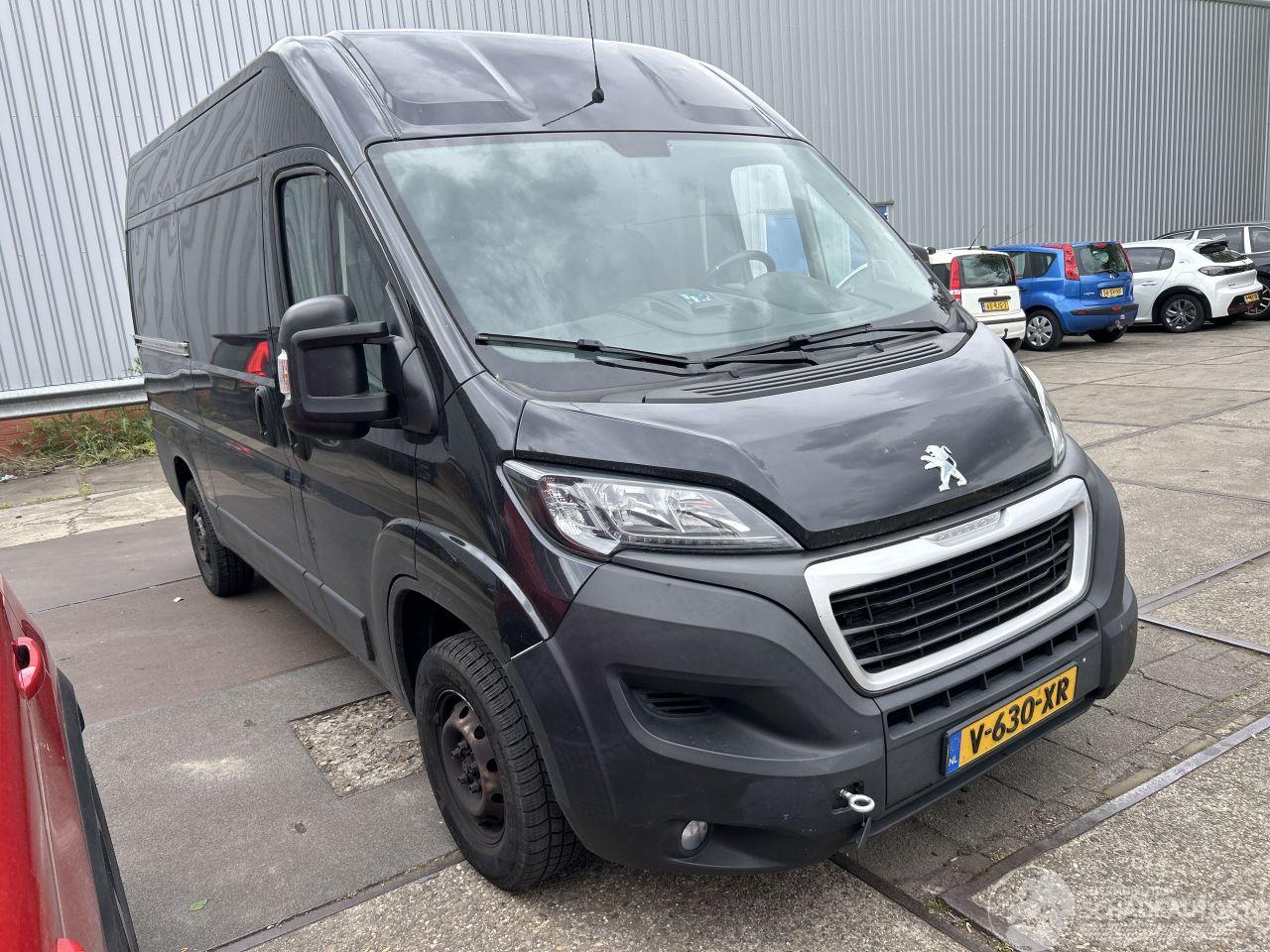 Peugeot Boxer 330 2.0 BLEU HDI  L2H2 PREMIUM PACK