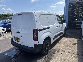Opel Combo 1.5 D  Edition picture 3