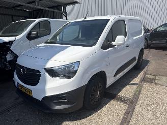 skadebil bedrijf Opel Combo 1.5 D  Edition 2021/6