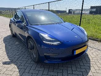 Schadeauto Tesla Model 3 Long Range Dual Motor 75 kWh 2019/3