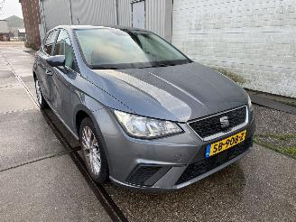 Vaurioauto  passenger cars Seat Ibiza 1.0 TSI Style Business Intense 2018/3