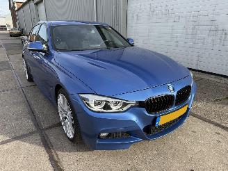 Voiture accidenté BMW 3-serie 330e Executive M-Sport 2016/12