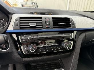 BMW 3-serie 320i X-Drive Touring M-Sport picture 14