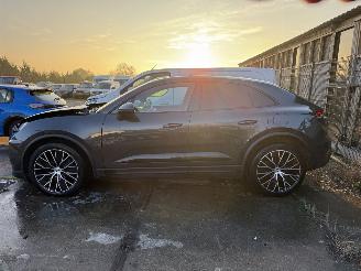 Porsche Macan EV 4 100kWh Pano Bose picture 2