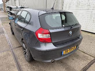 BMW 1-serie 120i Executive Automaat picture 5