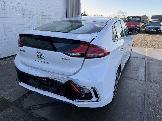 Hyundai Ioniq 1.6 GDi i-Motion picture 3