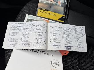 Opel Corsa 1.0-12V Edition picture 19