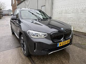 Voiture accidenté BMW iX3 High Executive 80kWh Panoramadak 2021/9