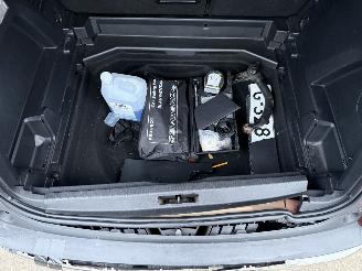 Peugeot 3008 1.2 PureTech  Blue Lease Premium picture 7