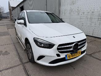 Schadeauto Mercedes B-klasse 200d Automaat 2022/10