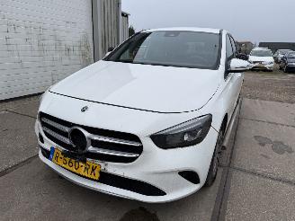 Mercedes B-klasse 200d Automaat picture 7