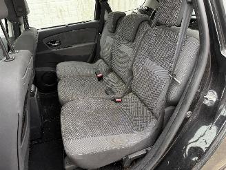 Renault Grand-scenic 1.6 Expression 7-Persoons LPG picture 23