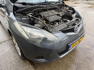 Mazda 2 1.3 TS picture 15