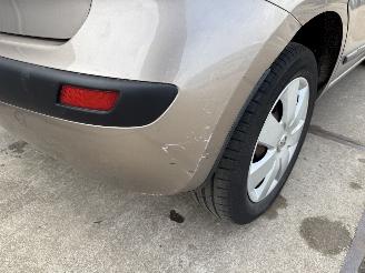 Nissan Note 1.6 Automaat picture 3