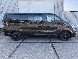 Renault Trafic 2.0 dCi T29 L2H1 DC Luxe picture 2