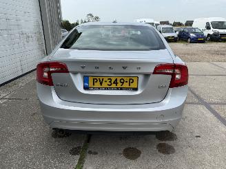 Volvo S-60 2.0 D2 picture 4