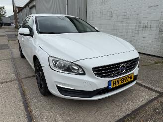 Volvo V-60 2.0 D2 R-Design Automaat picture 22