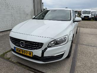 Volvo V-60 2.0 D2 R-Design Automaat picture 6