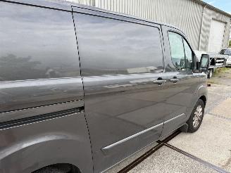 Ford Transit Custom 280 2.0 TDCI 130PK Limited Navigatie picture 12