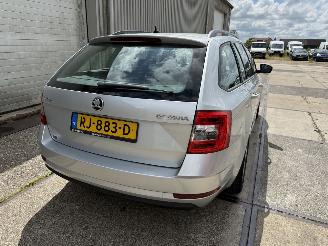 Skoda Octavia 1.0 TSI Ambition Business picture 10