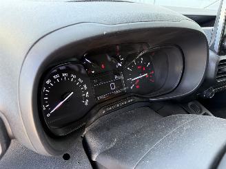 Citroën Berlingo 1.5 BlueHDi 130 Automaat picture 24