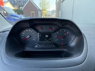 Peugeot Partner 1.6 BlueHDI Premium picture 16