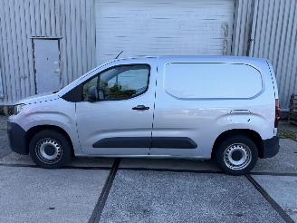 Peugeot Partner 1.6 BlueHDI Premium picture 10
