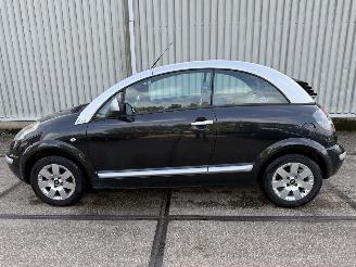 Citroën C3 Pluriel 1.4i Soleil picture 11