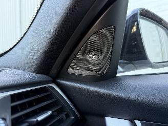 BMW 3-serie 330i Touring M-Sport picture 17