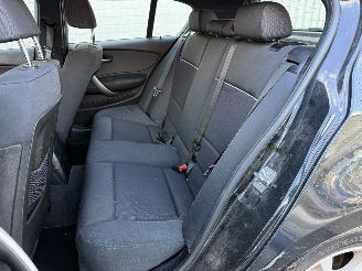 BMW 1-serie 118i Business Line Navigatie picture 24
