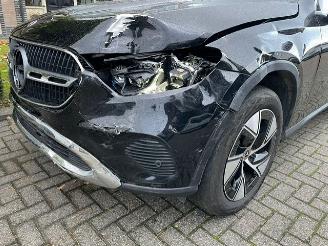 Mercedes GLC 300e 4MATIC AVANTGARDE ADVANCED PANO picture 16