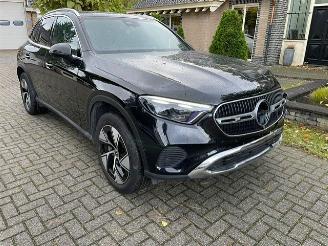 Schadeauto Mercedes GLC 300e 4MATIC AVANTGARDE ADVANCED PANO 2023/6