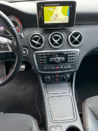 Mercedes A-klasse 180 CDI AMG LINE NAVI AUT PDC picture 8