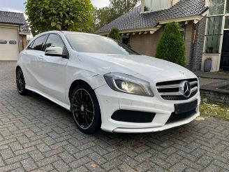Mercedes A-klasse 180 CDI AMG LINE NAVI AUT PDC picture 4
